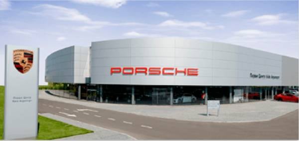 Banner of 2014 winner is displayed here.